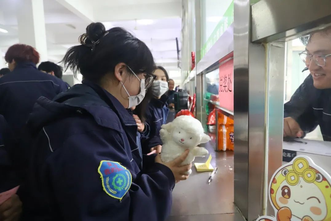 1739519047765590.jpg 12.jpg